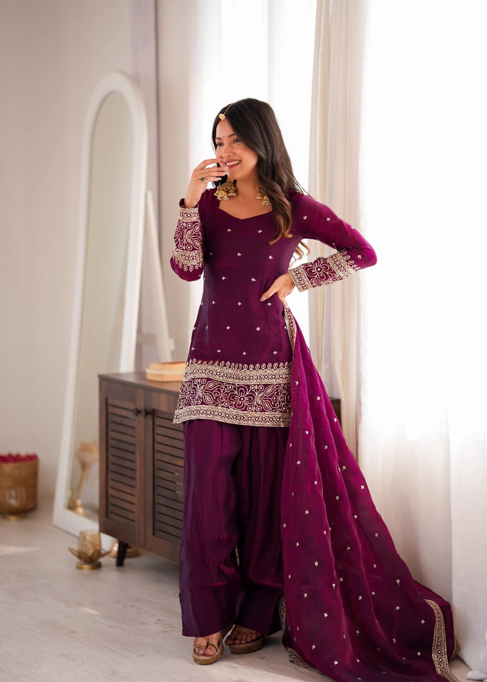 Fendy Silk Embroidered Kurta Set