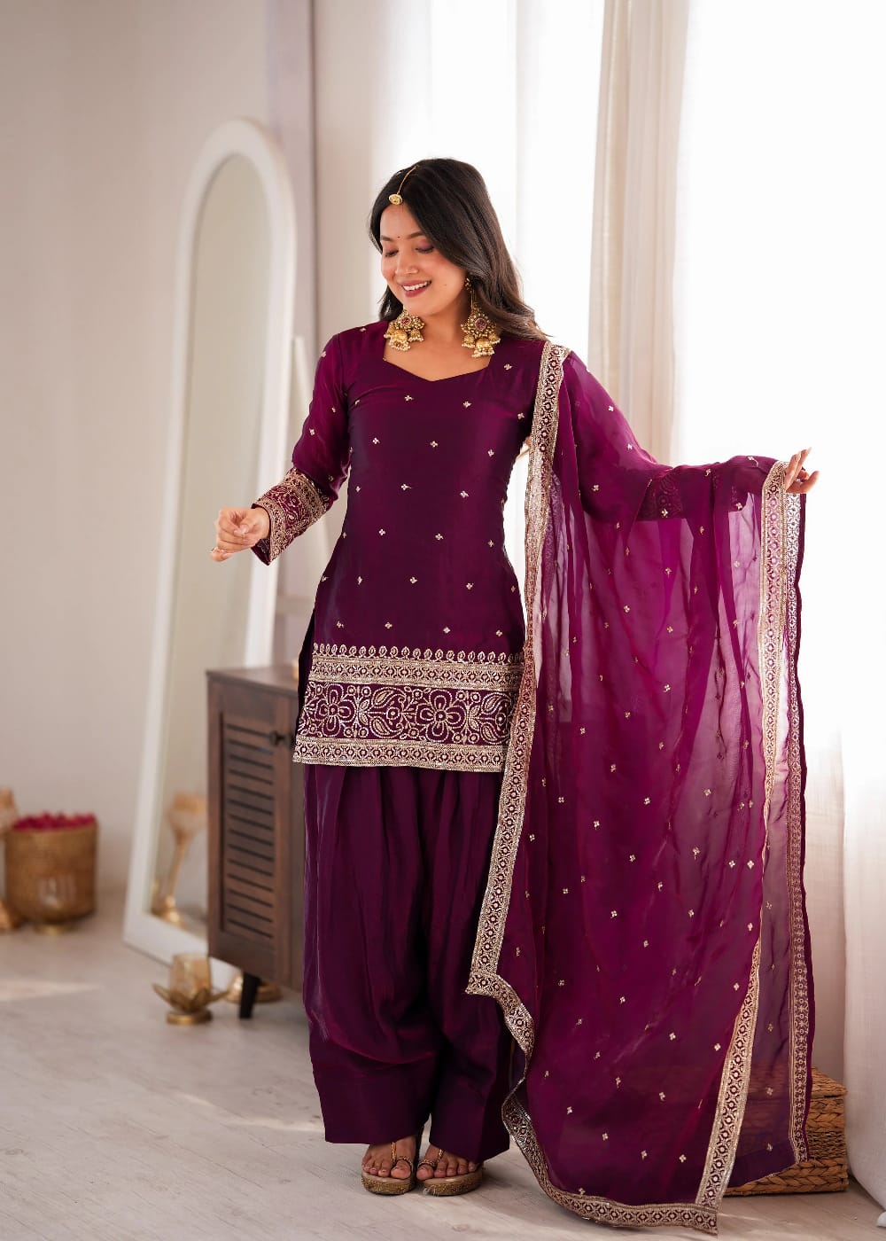 Fendy Silk Embroidered Kurta Set