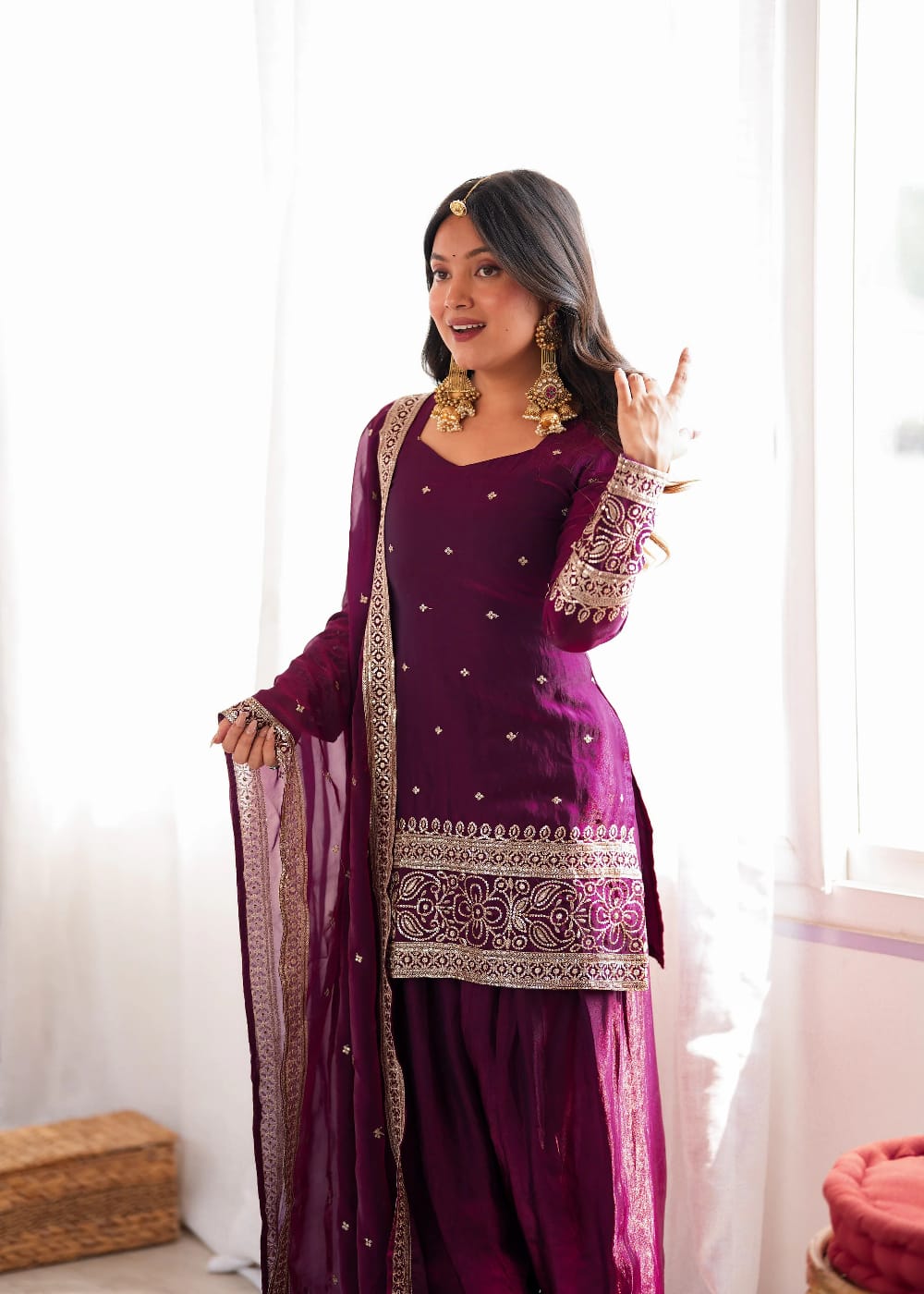 Fendy Silk Embroidered Kurta Set
