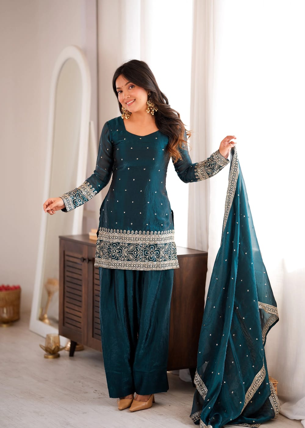 Fendy Silk Embroidered Kurta Set