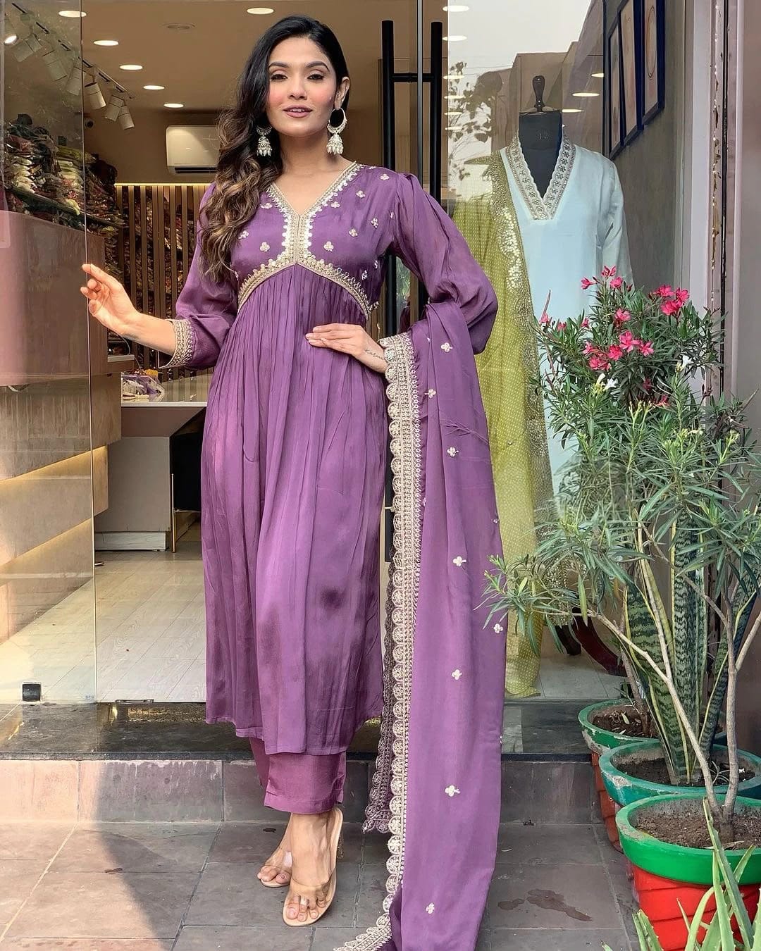 Chinon Silk Alia Cut Gown Set
