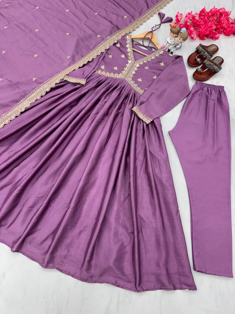 Chinon Silk Alia Cut Gown Set